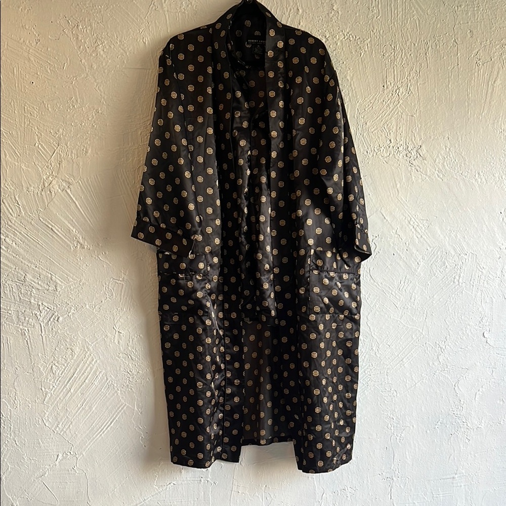 Black and Gold silk robe and button up with Wide Sleeves and pockets